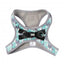 Peitoral step-in para cães FuzzYard Mint Fizz respirável e refletor