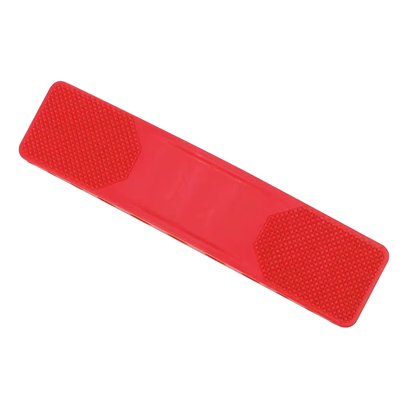 Rasqueta de silicona 6 en 1 para caballos de color rojo